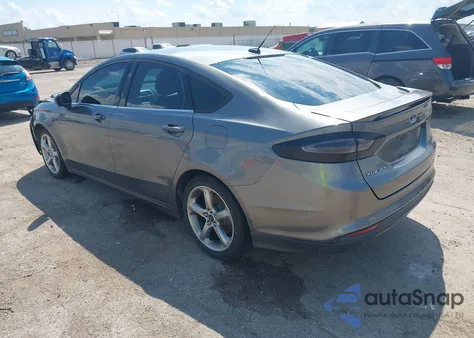 2013 Ford Fusion Se z USA, uszkodzony, nr VIN 3FA6P0HRXDR141842